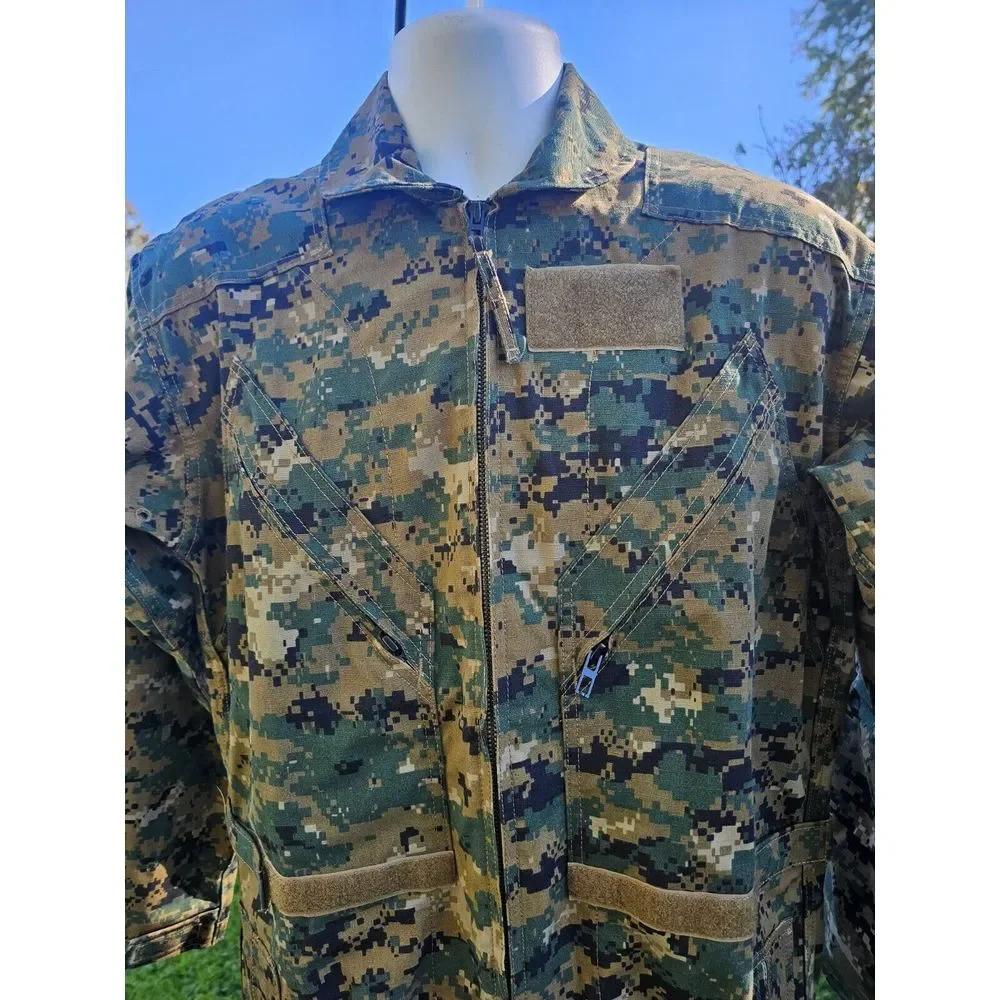 USMC Woodland Digital Camouflage Coveralls Flyers S.O.C. Sz M 28/P Regular‎